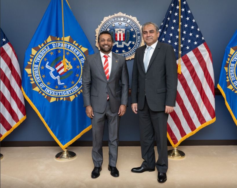Pakistan, US vow to cooperate on security and illegal immigration